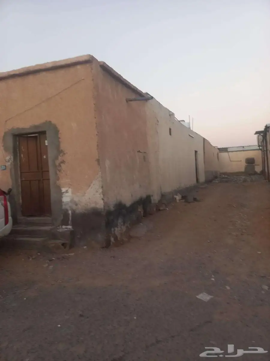 فرصة للبيع بيت شعبي بسعر مغري حي وعيرة 3