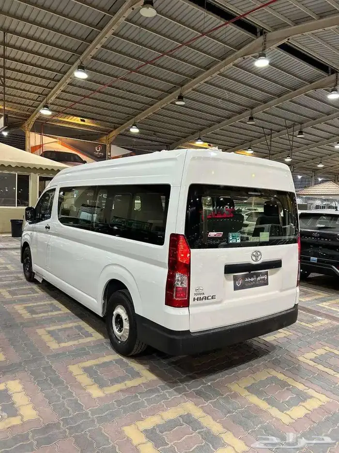 تويوتاهايس ديزل جير عادي 13راكب 2025تمويل المؤسسات والشركات 7