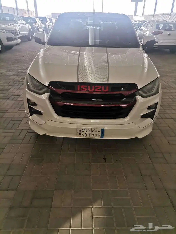 ايسوزو غمارتين ديماكس جي تي 12
