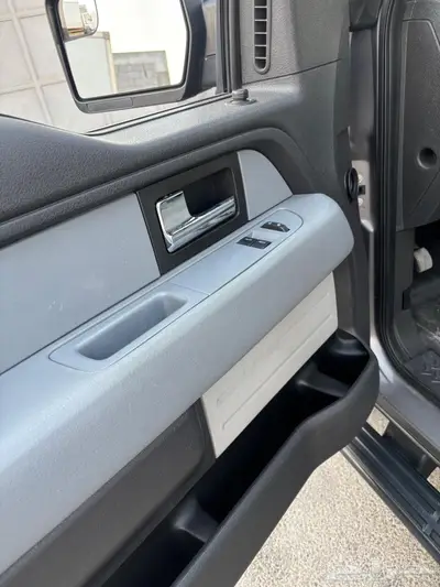 فورد f150 موديل 2013 بدون دبل ماشي 68 الف 8 سلندر 11