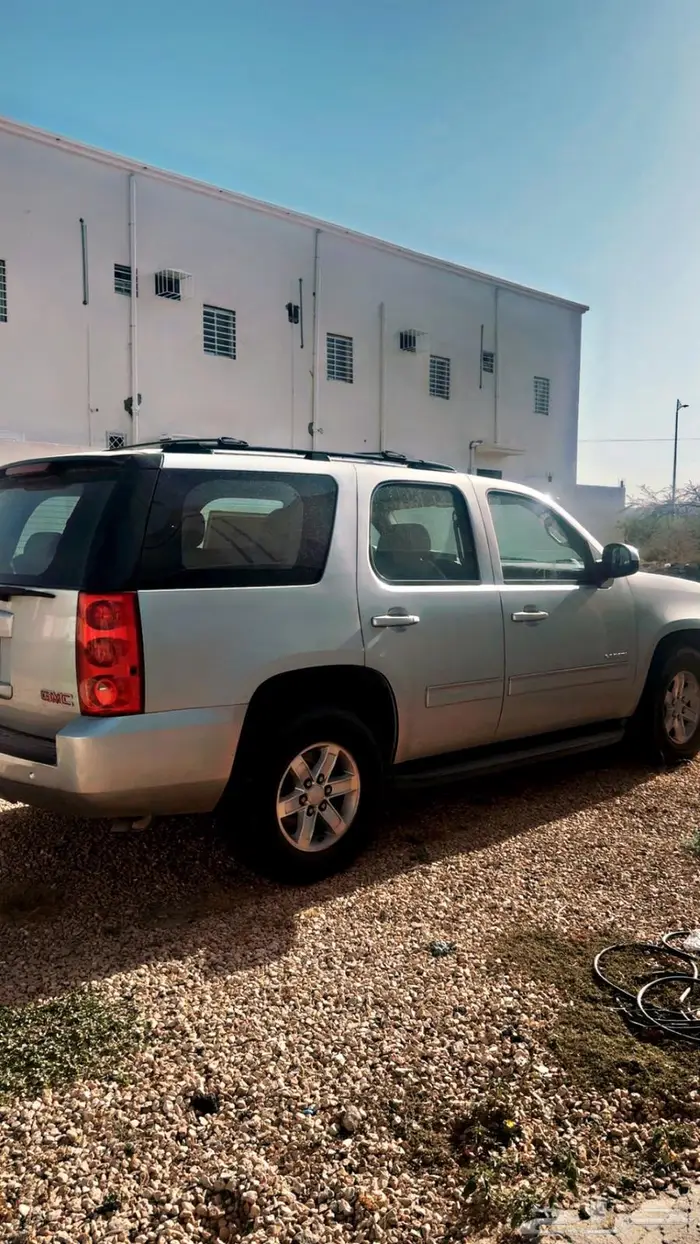 جمس يوكن فضي 2011 مشالله 4