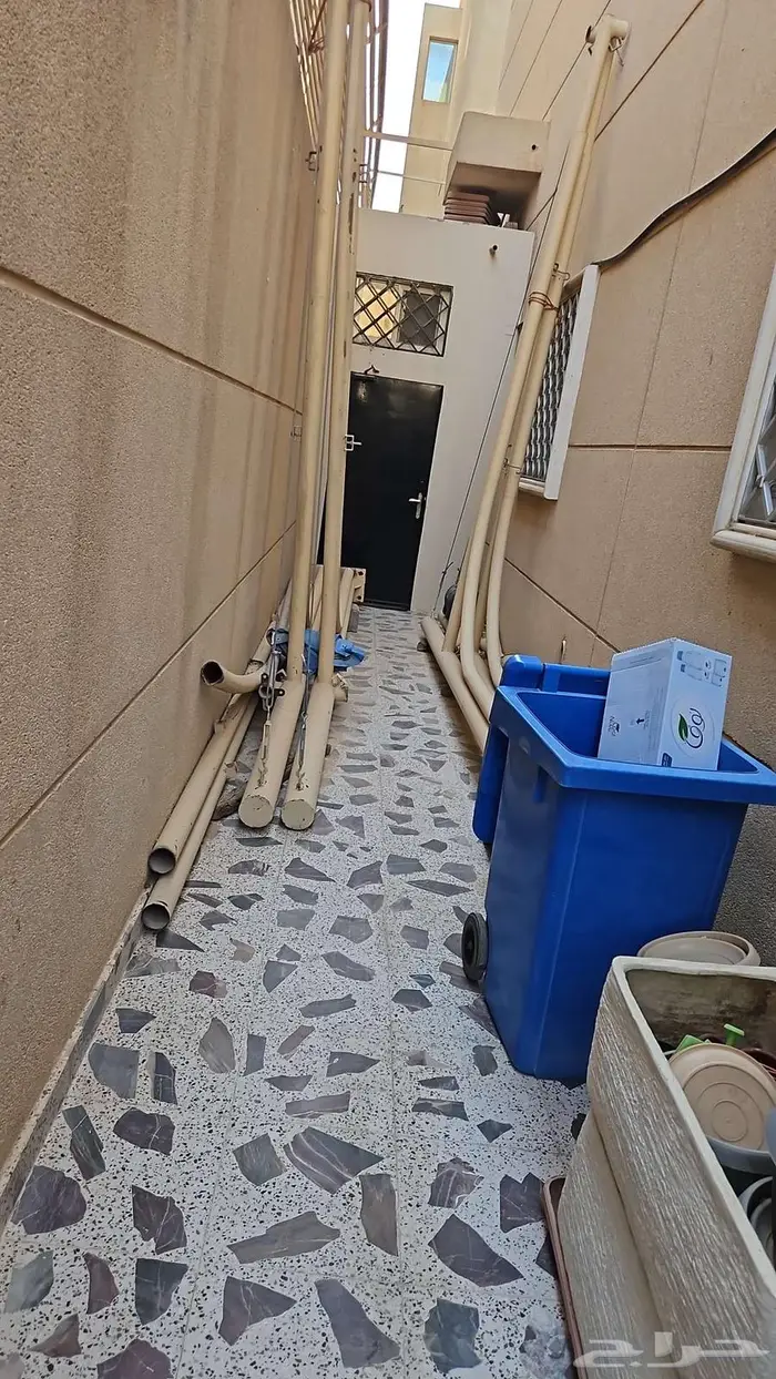 مظلة سيارات 4 4 0