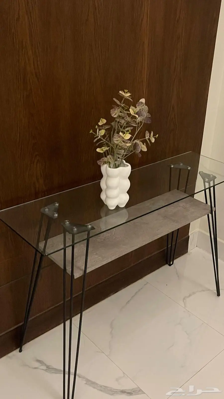 طاولة زجاجية مع مزهرية رخام 0