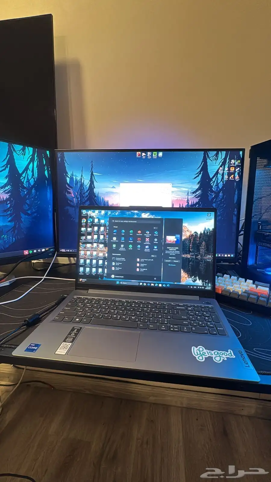 لابتوب لينوفو ideapad بحاله ممتازه 4
