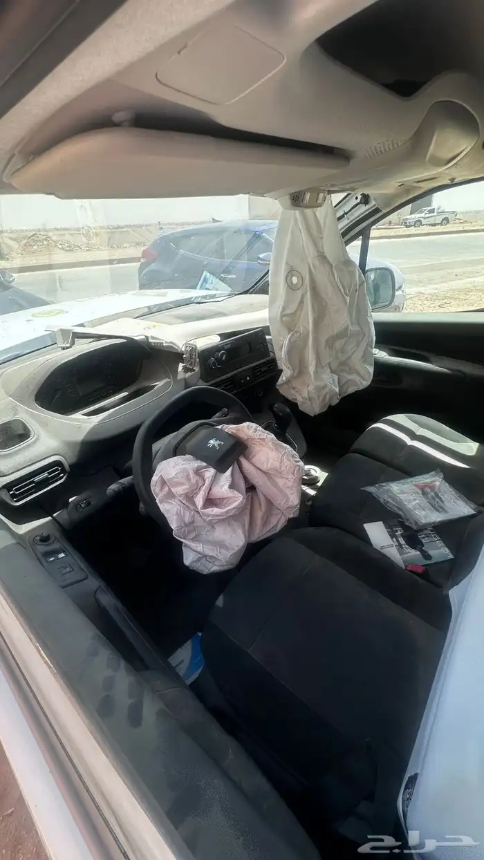 بيجو فان 2024 للبيع 2