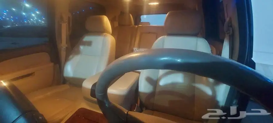 للبيع تاهو مخزنه عداد 100الف فل كامل 2014 10