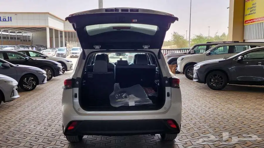 تويوتا هايلاندر GLE 2025 البيع كاش واقساط عبر البنوك 6