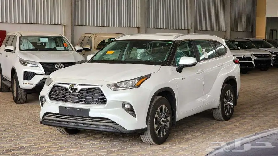 تويوتا هايلاندر GLE 2025 البيع كاش واقساط عبر البنوك 1