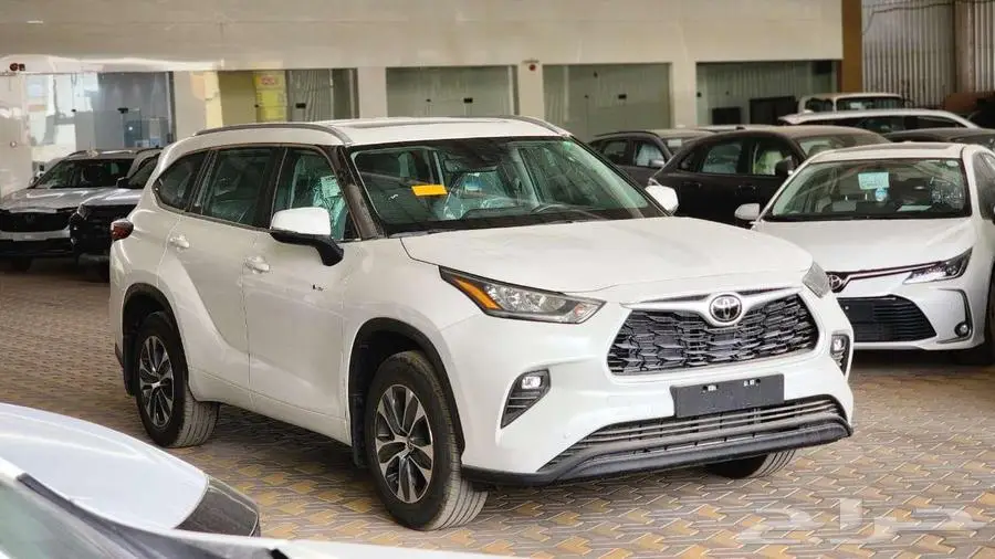 تويوتا هايلاندر GLE 2025 البيع كاش واقساط عبر البنوك 2
