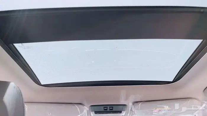 ميتسوبيشي اوتلاندر - نصف فل 7 راكب 2025 7