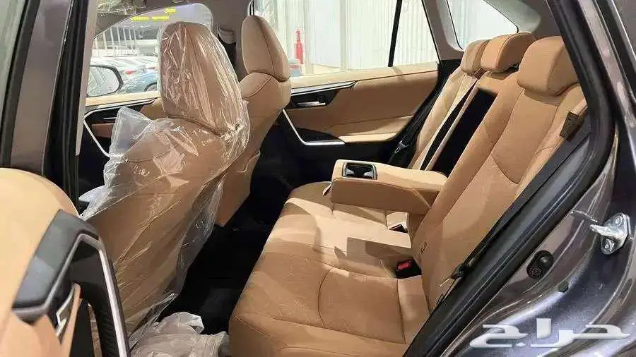 تويوتا راف فور XLE نص فل بنزين موديل 2025 متوفر كاش  واقساط 10