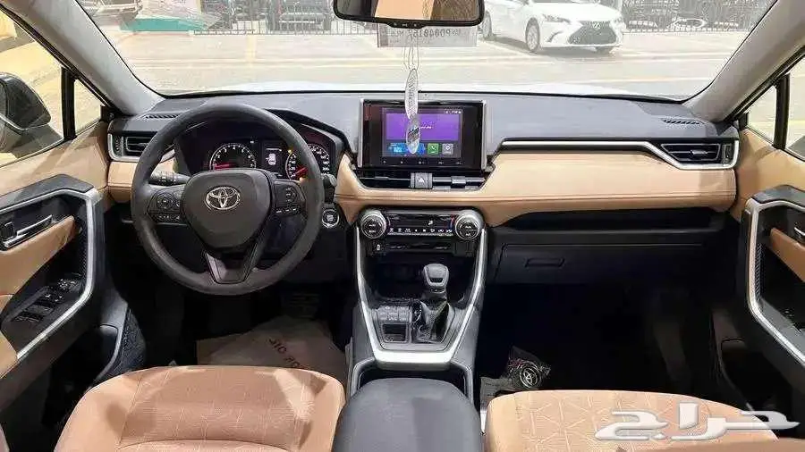 تويوتا راف فور XLE نص فل بنزين موديل 2025 متوفر كاش  واقساط 4