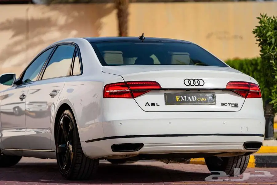 اودي A8L ابيض 2017 4