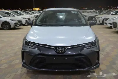 تويوتا كورولا ماكينة 2.0 مطور ابيض ورمادى وفضى 1