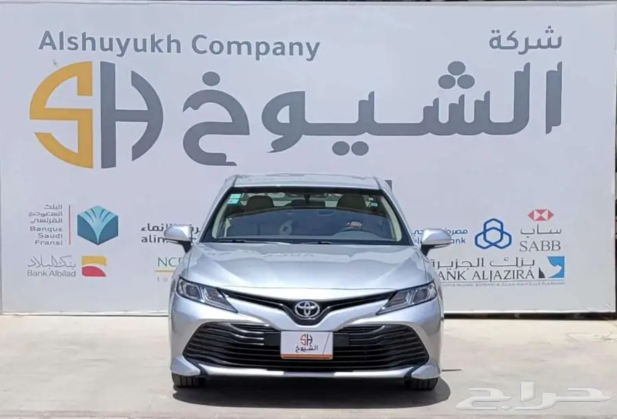تويوتا كامري LE موديل 2020 0