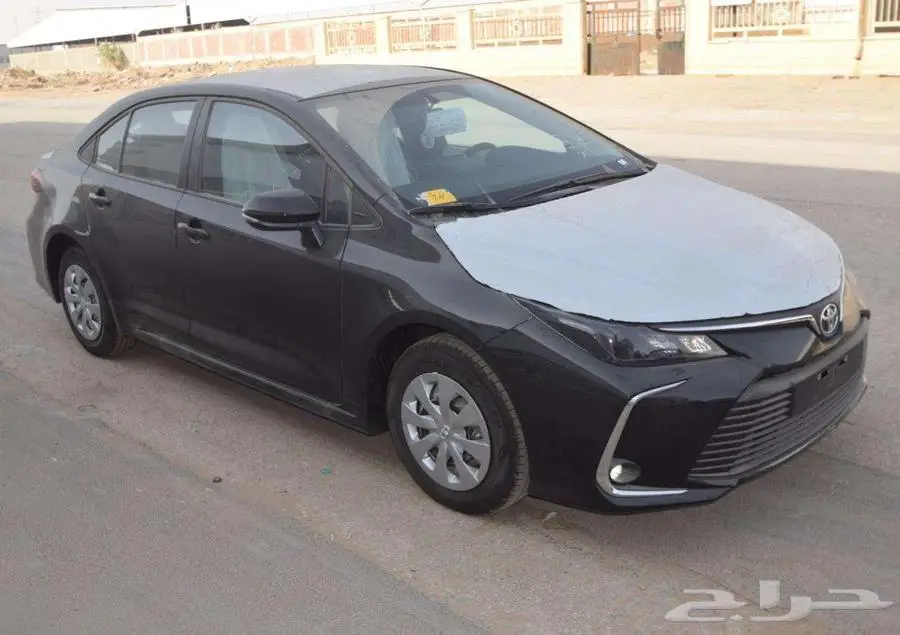 تويوتا كورولا XLI سعودي 2025 اسود و ابيض كاش و اقساط 1
