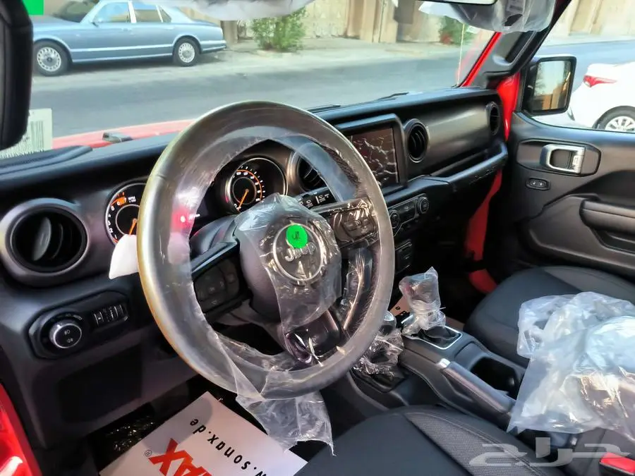 Jeep رانجلر مخزن VIP 2021 للمستخدم عداد 2 الف فقط 1