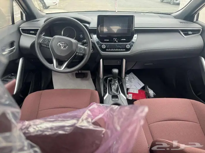 تويوتا كورلا كورس 1800 cc استندر هايبرد موديل 2025 9