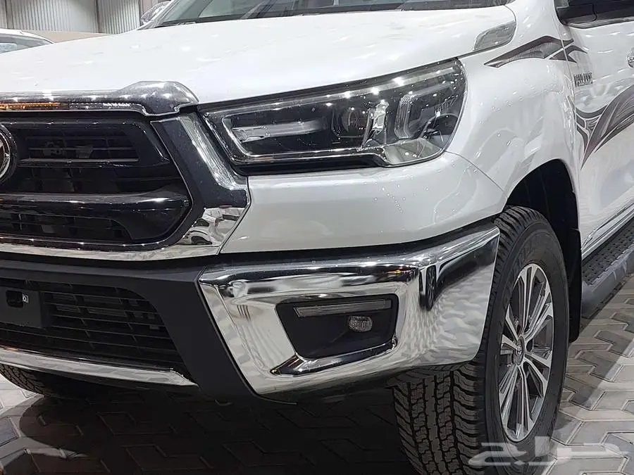 هايلوكس غمارتين S-GLX 4 4 اوتوماتك بنزين2025 1
