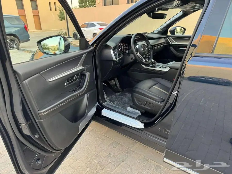 2025 MAZDA CX-90  HIGH  TRIM - EXCELLENT CONDITION 11