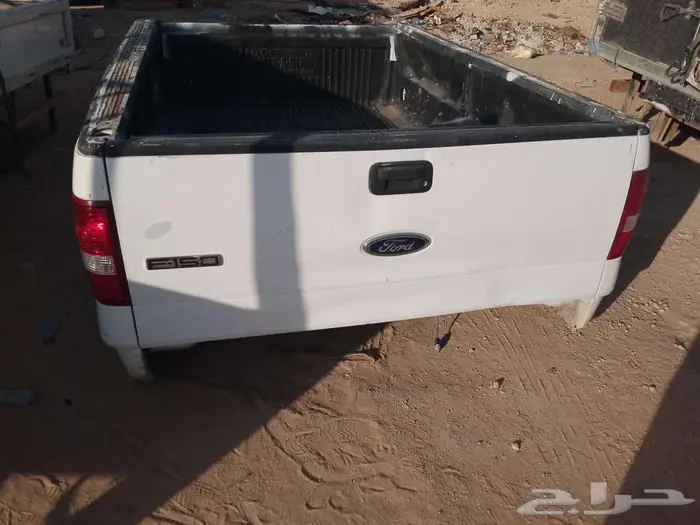 للبيع حوض طويل نظيف وسليم فورد F150 موديل 2005 1