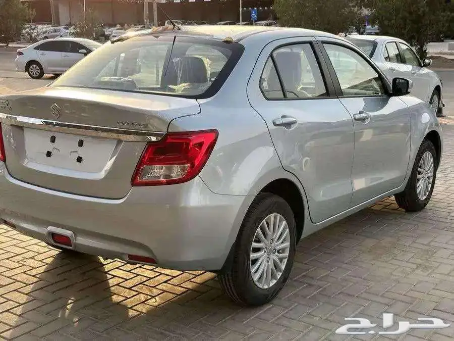 سوزوكي ديزاير 2025 استاندر ب 37500 غير شامل الضريبة 3