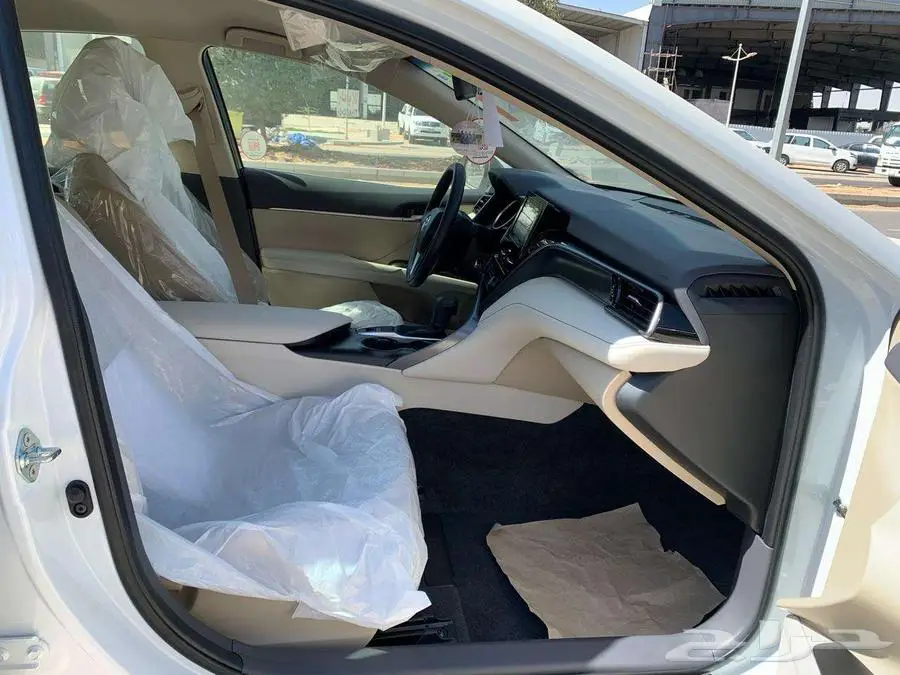 تويوتا كامري LE مطور بنزين موديل 2024 3