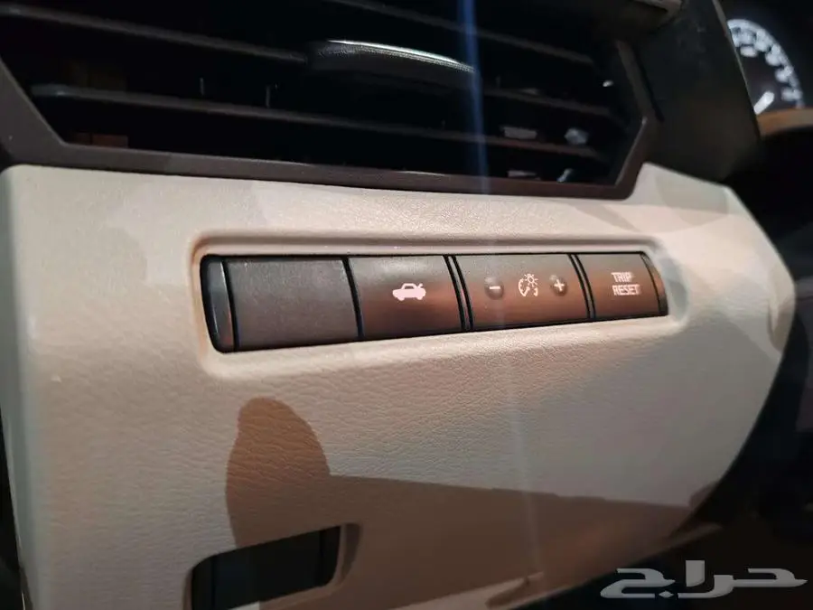 نيسان التيما 2021 استاندر 13