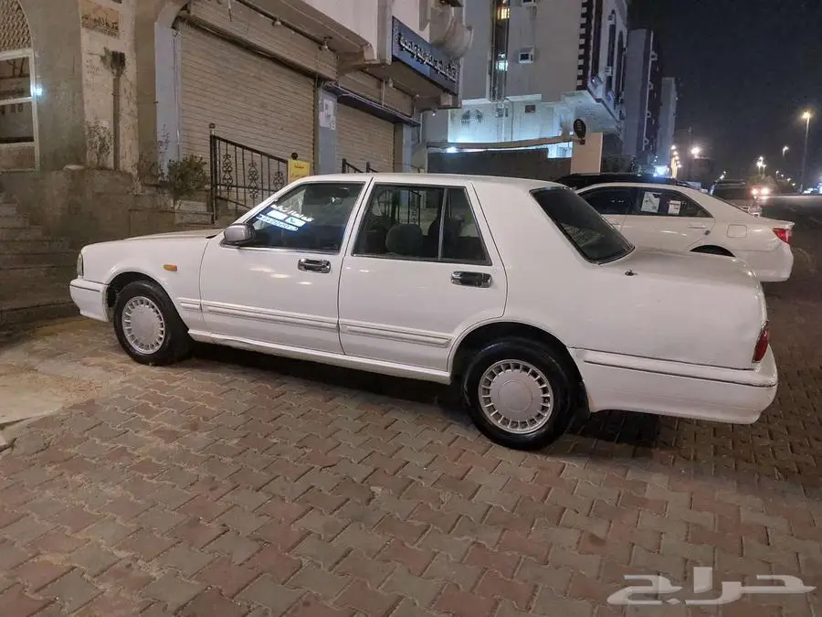 للبيع سدرك 2000 نظيفة جدا بمكة 5
