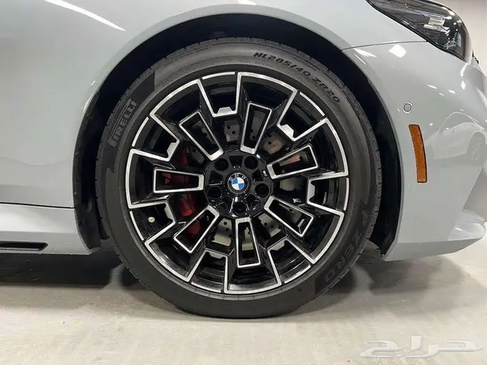 BMW M5 2025 V8 AWD سعر مميز جدا 12