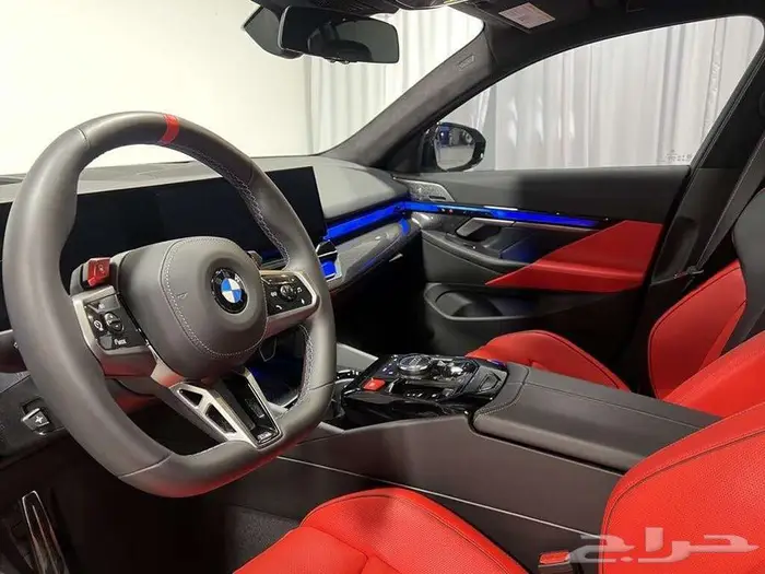 BMW M5 2025 V8 AWD سعر مميز جدا 14