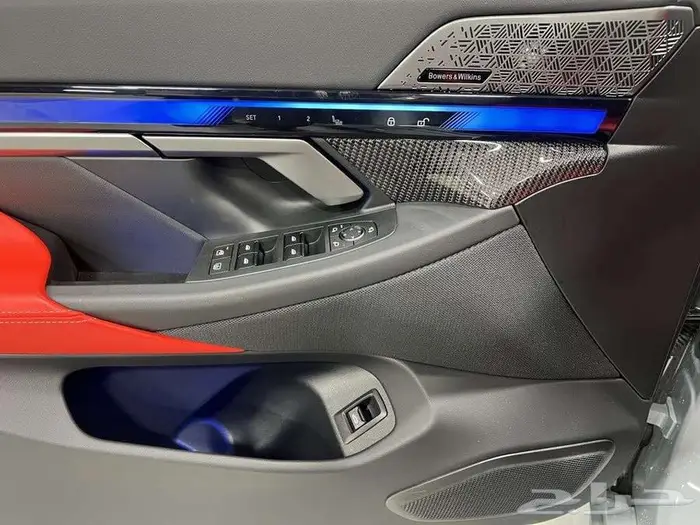 BMW M5 2025 V8 AWD سعر مميز جدا 18