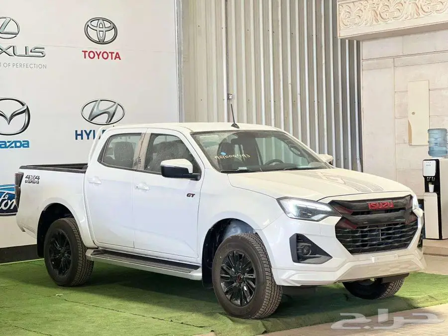 ايسوزو ديماكس GT فل كامل دبل ديزل 2025 سعودي بنوك 10