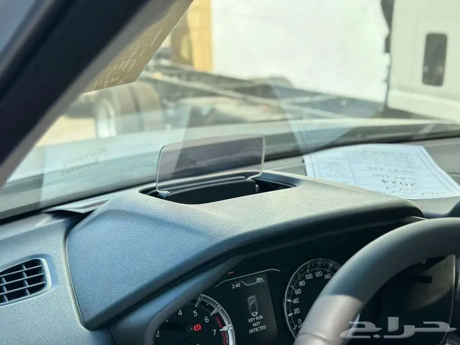 تويوتا اوربان 2025 فل كامل GLX بالنقد والتقسيط 19