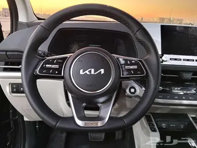 كيا كارينز نص فل 2025 عائليه 9