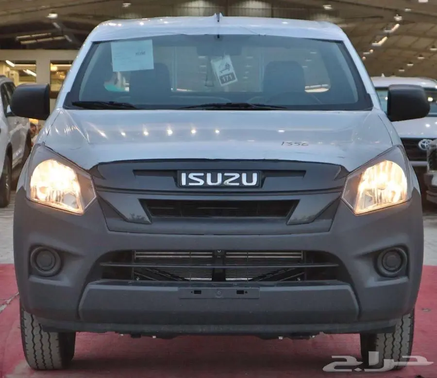 ايسوزو ديماكس جوانب 2025محرك 1900 CC 150 فرع جده 3