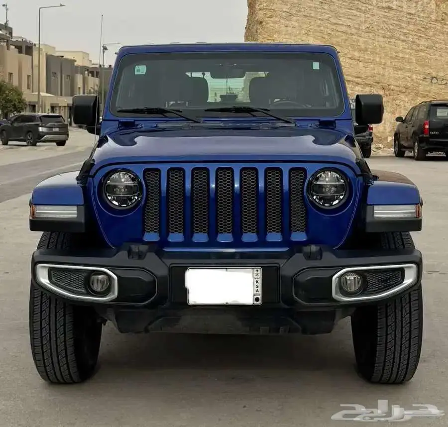 جيب رانجلر صحارى 2019 استخدام نظيف جدا شخصي 11