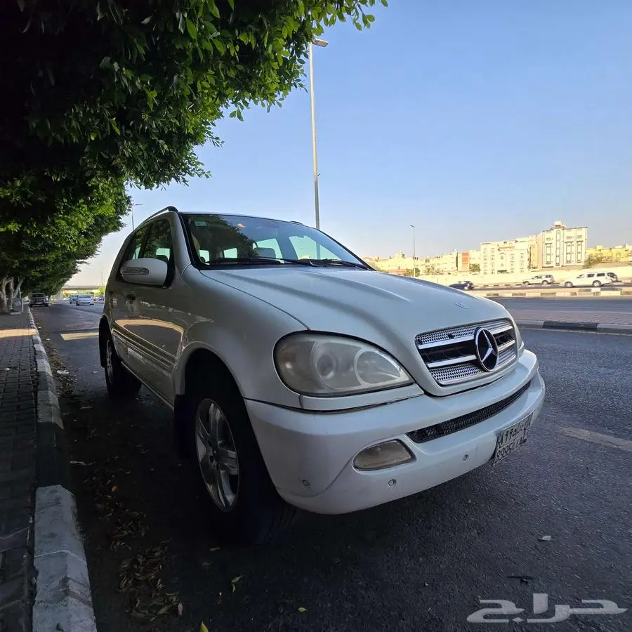 جيب مرسيدس ML موديل 2005 30