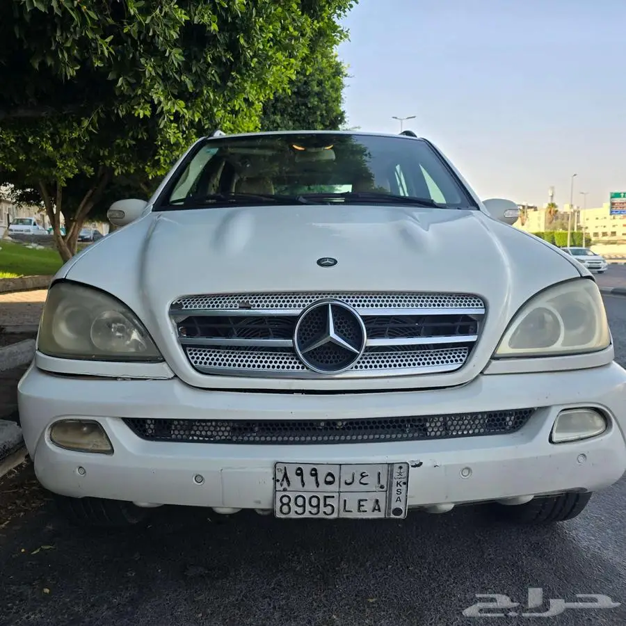 جيب مرسيدس ML موديل 2005 33