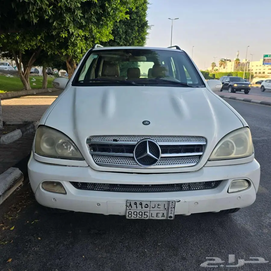 جيب مرسيدس ML موديل 2005 28