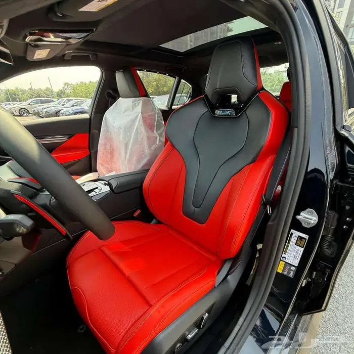 2026 BMW M5 أصفار كاربون بلاك ب 469 2