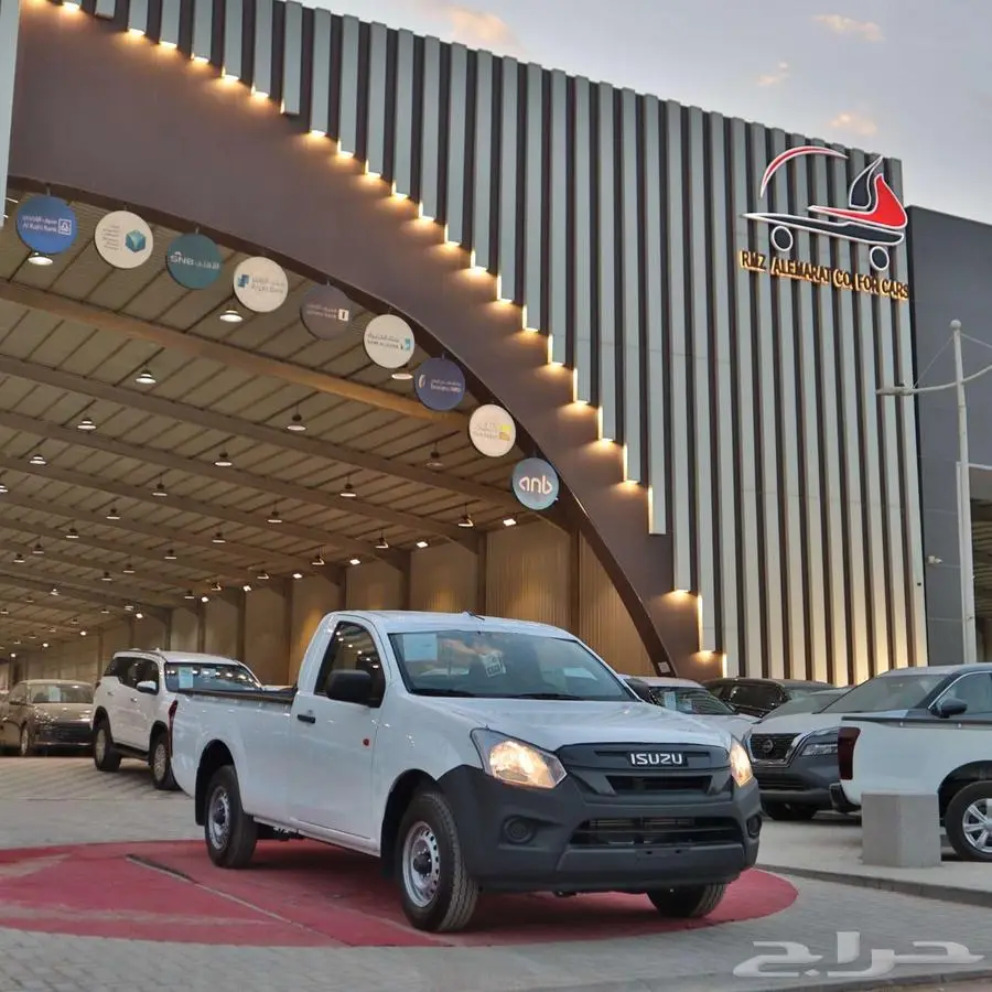 ايسوزو ديماكس جوانب 2025محرك 1900 CC 150 فرع جده 6