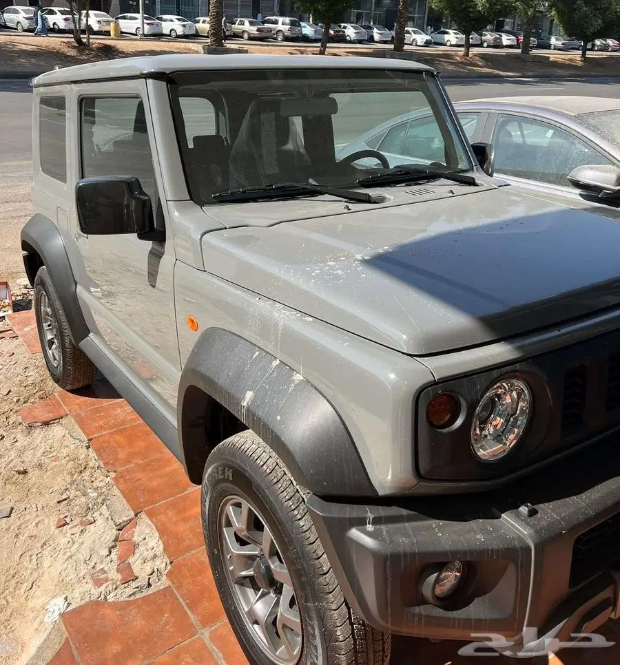 سوزوكي جمني فل كامل 2 باب 2025 ب 73500 غير شامل الضريبة 2