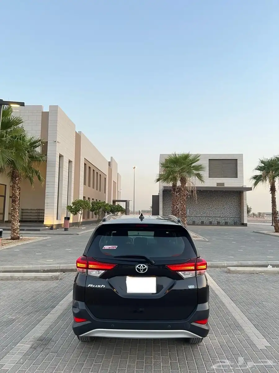 للبيع تويوتا راش مديل 2023 ماشي 20 الف فقط 3