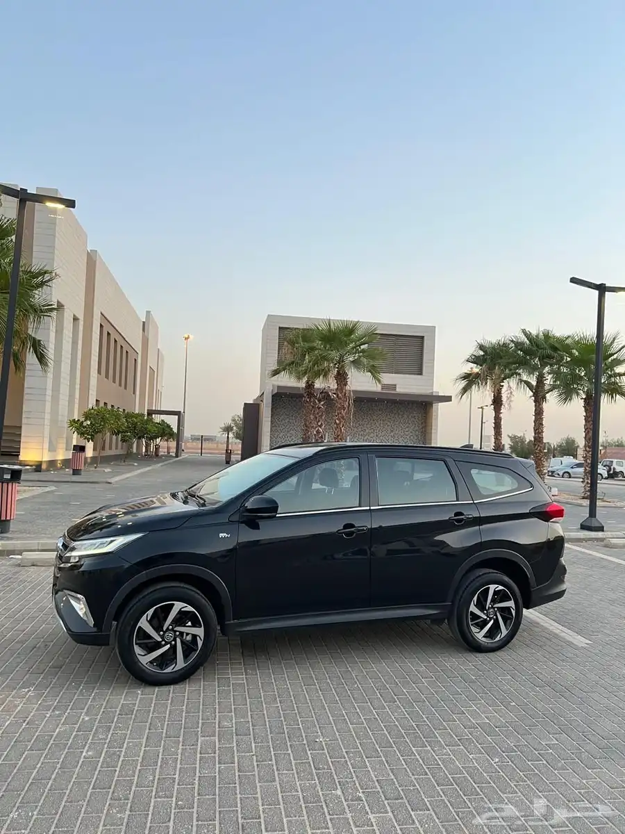 للبيع تويوتا راش مديل 2023 ماشي 20 الف فقط 0