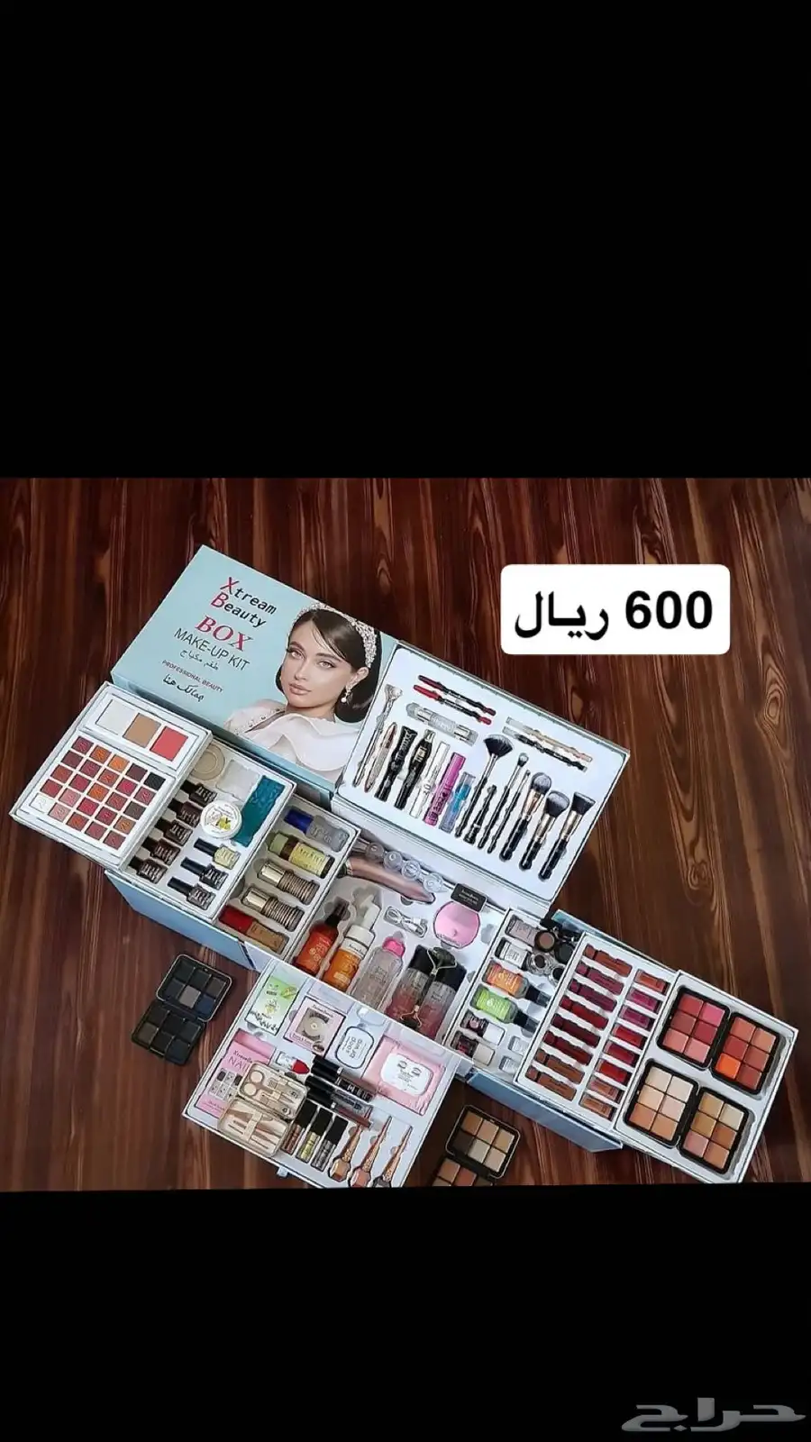 طقم مكياج ومناكير بوكسات 40