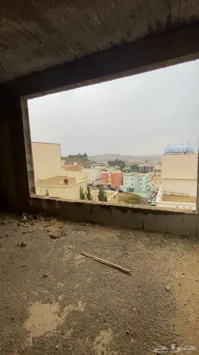 للبيع عماره مكونه من فلتين واربع شقق في حي السلام ابها 18