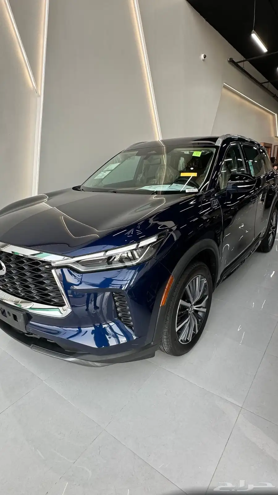 انفينتى QX60 سينسورى موديل 2023 1
