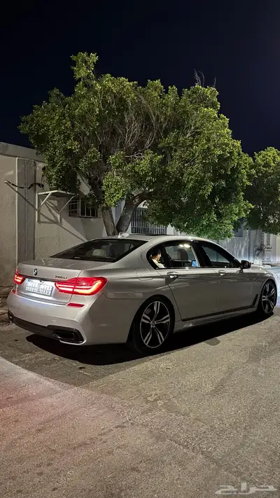 بي ام دبليوkit M 740 5