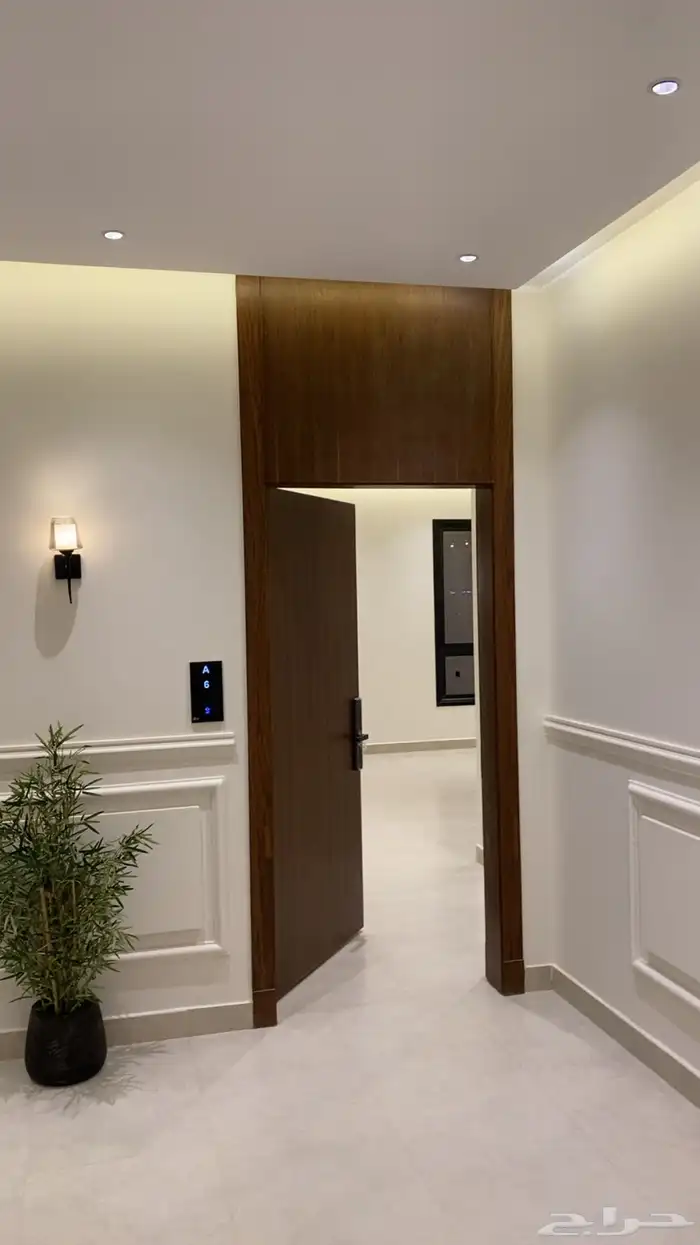 شقه للبيع بحي لبن 2